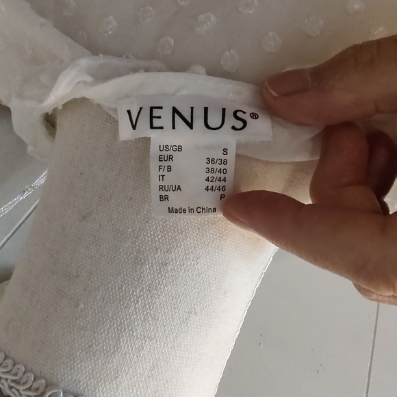 VENUS White Tiered Lace-Up Long Sleeve Dress Small NWOT - Picture 9 of 9